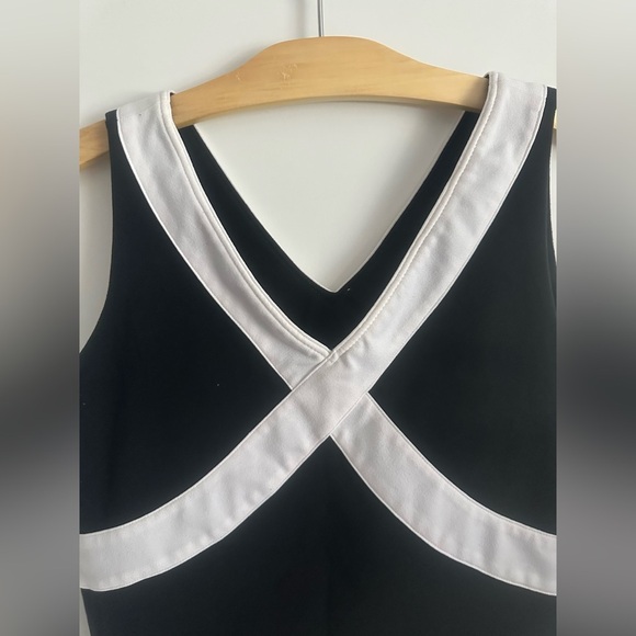 Lululemon Athletica Women’s Sleeveless Shirt - Picture 3 of 13